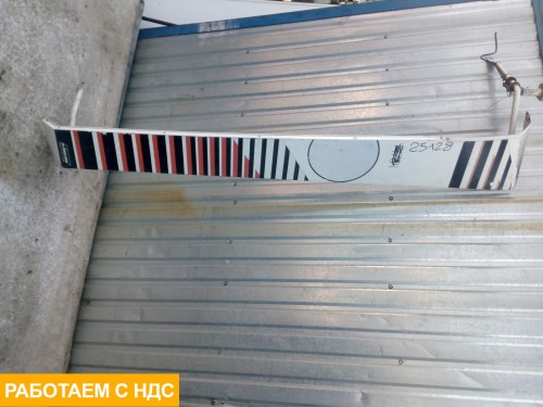 Спойлер кабины левый