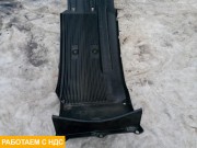 Крыло переднее левое